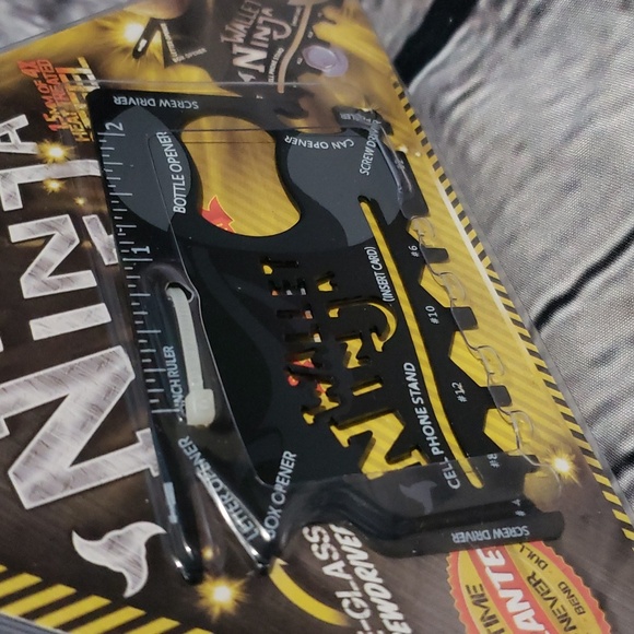 NWT Ninja Wallet Multi-Tool - Black - Picture 3 of 3